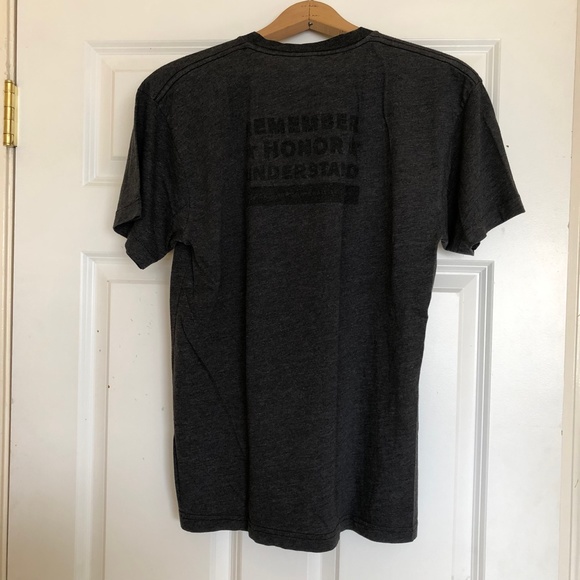 USA Flag Charcoal Gray Cotton/Poly T-Shirt Medium - Picture 6 of 15